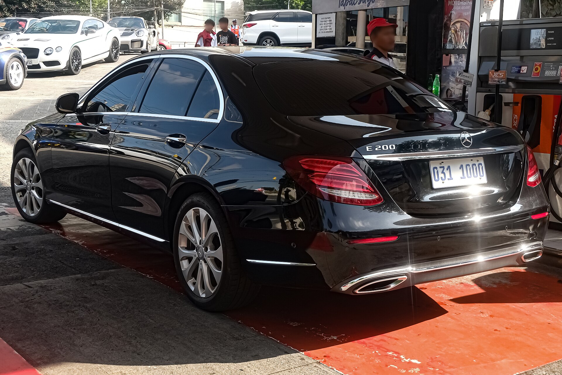 Obsidian Black Mercedes-Benz W213 E200 Exclusive diplomat car. This car is used by the Laotian ambassador to the Philippines (Laos is assigned to 031, with 1000 reserved for ambassadors). · Ethan Llamas · CC BY-SA 4.0 Obsidian Black Mercedes-Benz W213 E200 Exclusive diplomat car. This car is used by the Laotian ambassador to the Philippines (Laos is assigned to 031, with 1000 reserved for ambassadors).