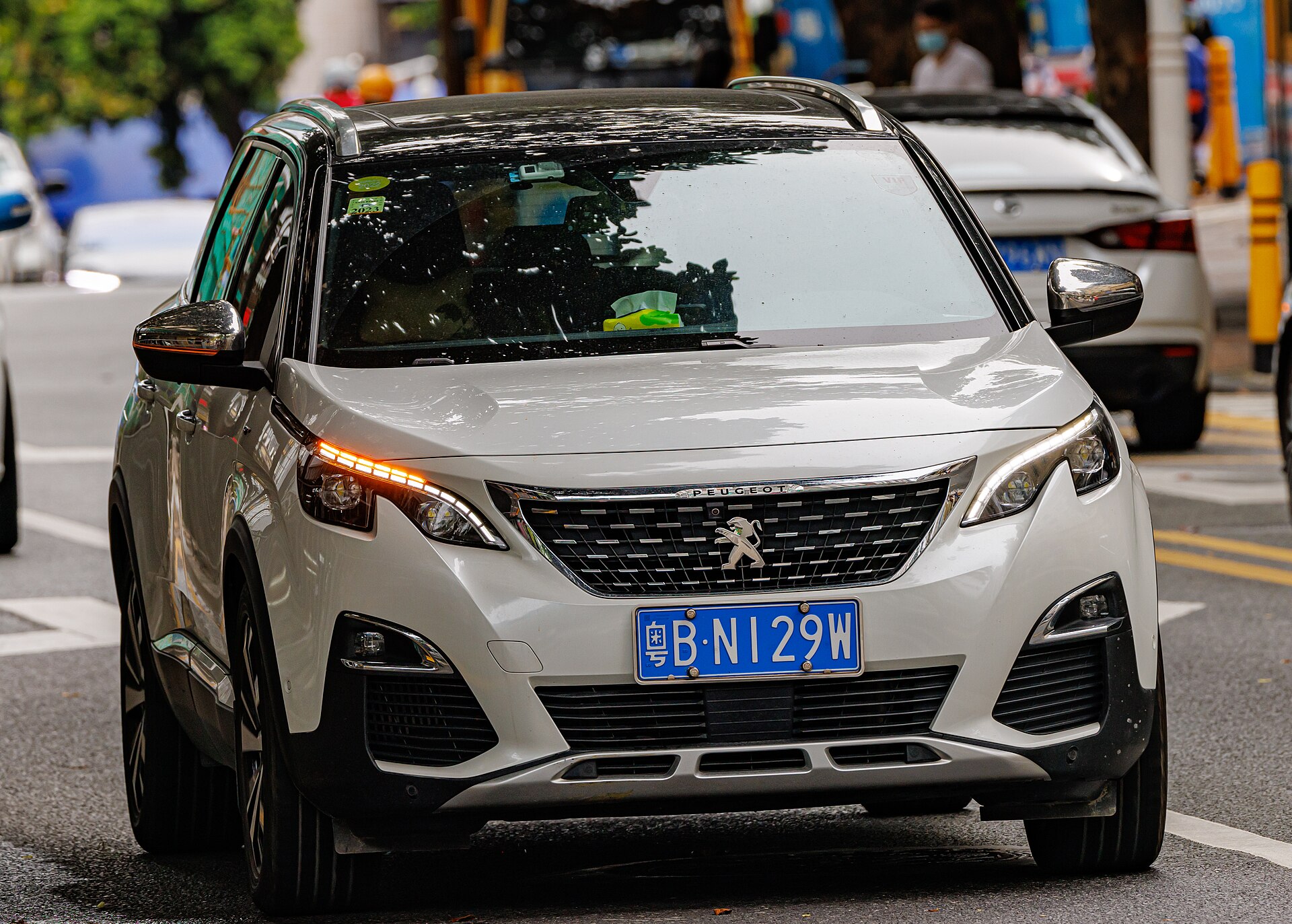 PEUGEOT 5008 China · Dinkun Chen · CC BY-SA 4.0 PEUGEOT 5008 China